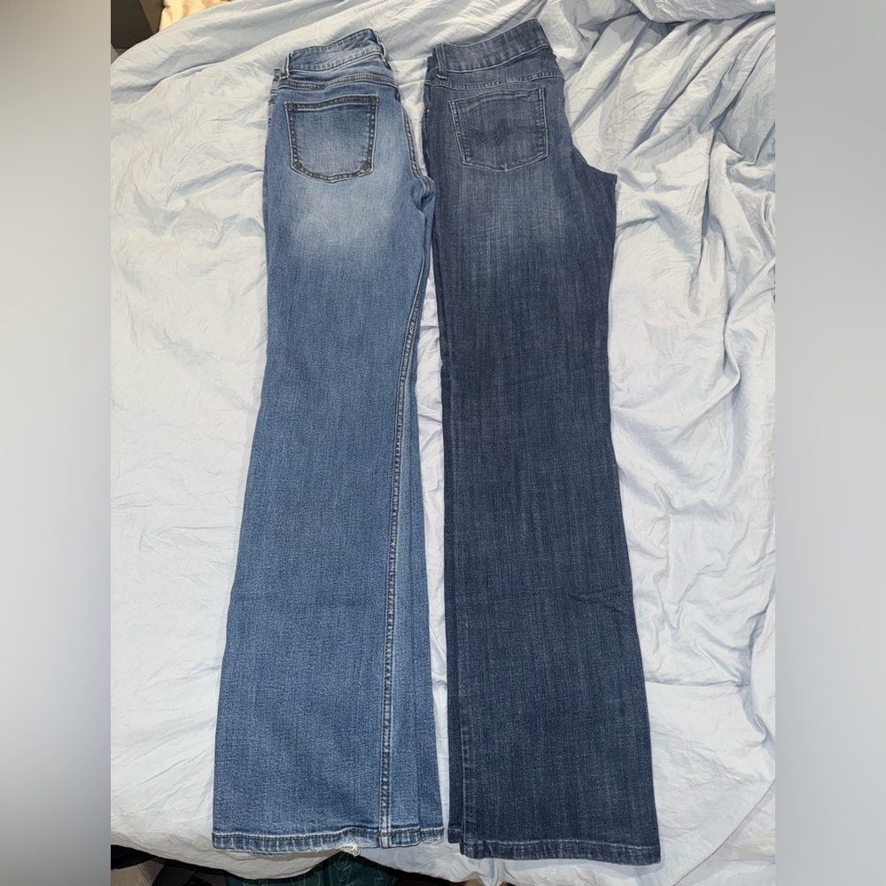 Women's Bundle of Wrangler Boot Cut Jeans and Straight Leg